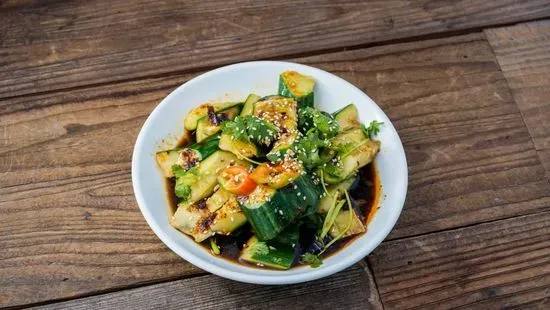 S1. Spicy cucumber salad / 拍黄瓜