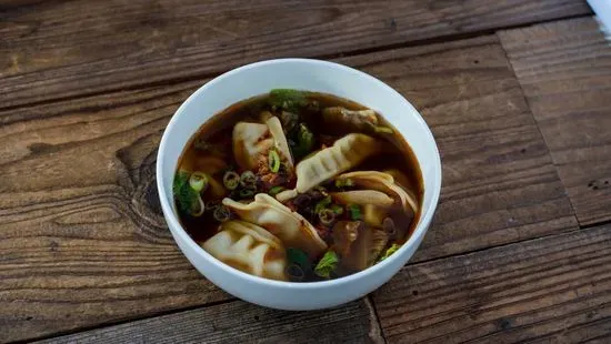 Ds2. Lamb dumplings in soup /  酸汤羊肉餃