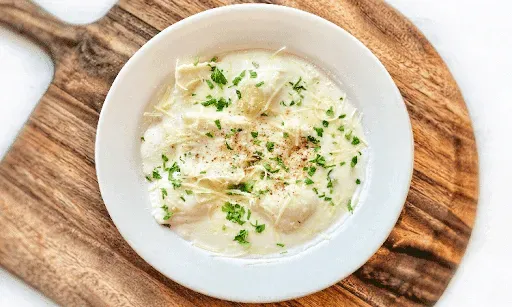 CHEESE RAVIOLI WITH ALFREDO SAUCE (Vegetarian)