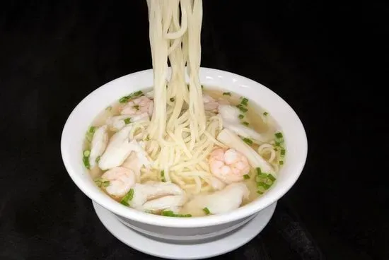 Seafood Ramen (Spicy) 麻辣海鲜面