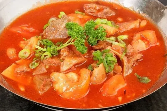 Beef Stew Tomato in Clay Pot 番茄牛腩煲