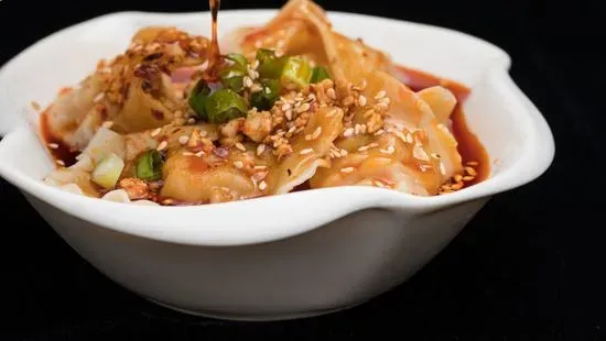 Wonton with Spicy Peanut Sauce 红油抄手