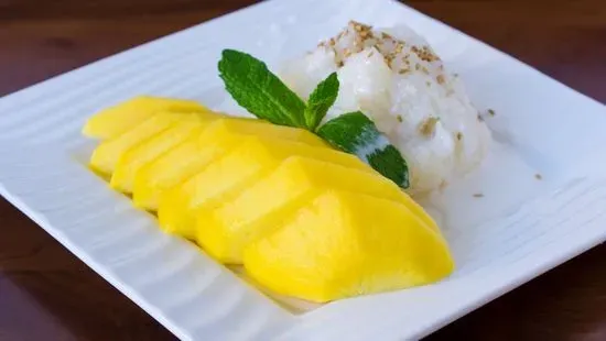 Mango with sweet sticky rice