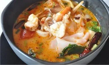 Po Tak Noodle Soup