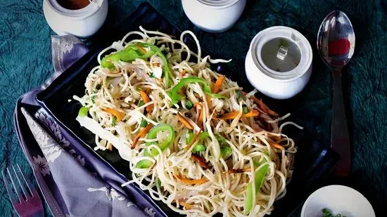 Hakka Noodles Veggies