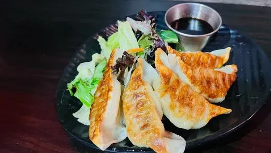 Gyoza (5 pieces)