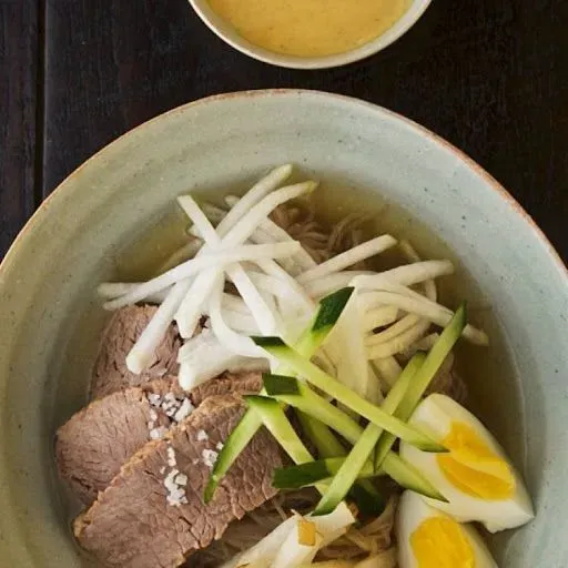 Sweet Soy Braised Short Rib In Stone Pot
