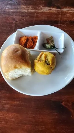 Vada Paav