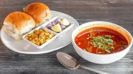 Mumbai Misal Paav