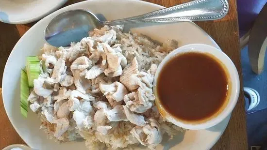 Chicken Over Ginger Rice