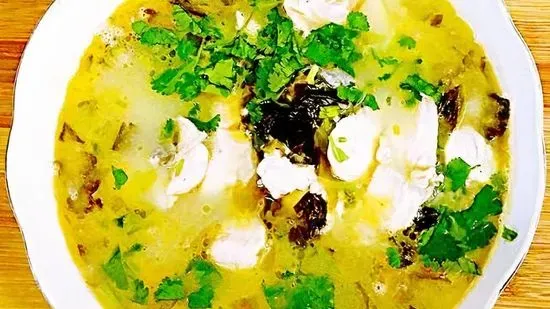 6. Sliced Fish Soup with Pickled Vegetable 酸菜鱼片汤