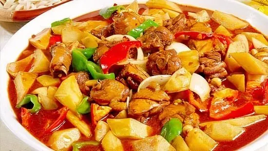18. Braised Chicken with Potato&noodle 大盘鸡