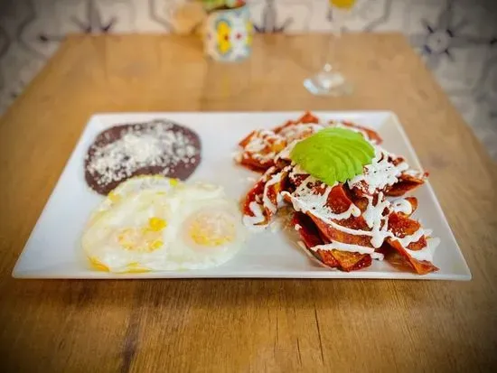 CHILAQUILES