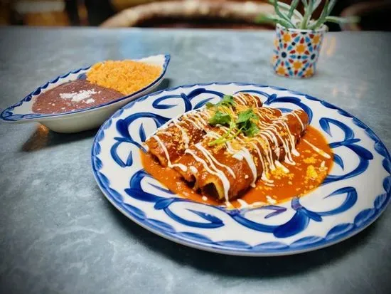 ENCHILADAS CON POLLO