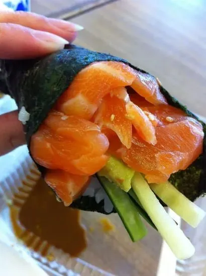 Spicy Salmon Hand Roll