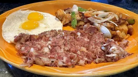 Homemade Corned Beef Hash & Eggs