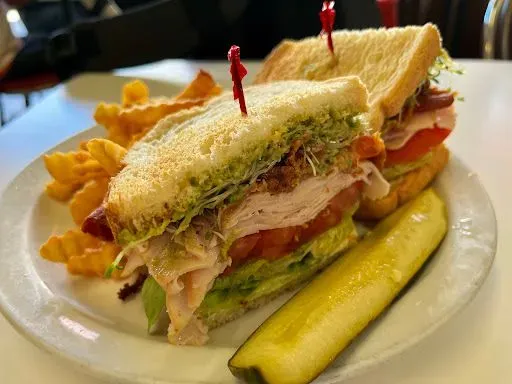Triple Decker Club