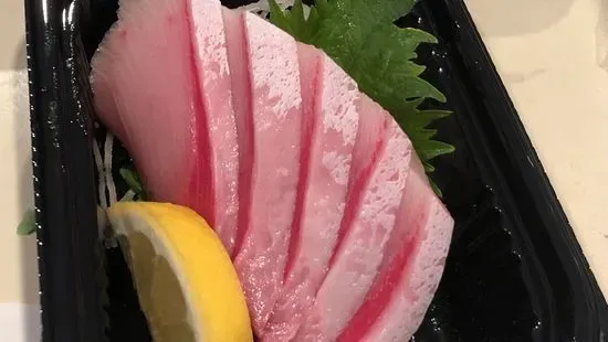 Hamachi sashimi 5pcs