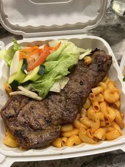 46. Nui Chiên Đỏ New York Steak / 紐約牛排通心粉 (Vietnamese Style Marinade) / New York Steak with Macaroni