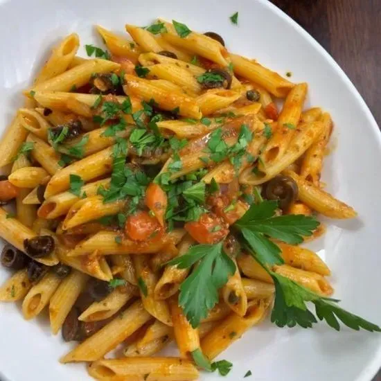 PENNE ALLA PUTTANESCA