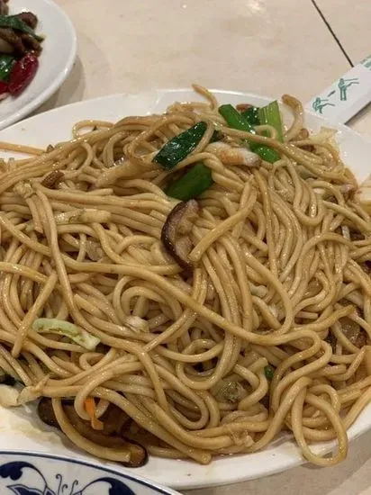 Vegetarian Chow Mein