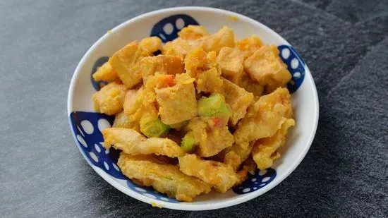 Fried Pumpkin & Tofu with Salted Egg Yolk / 金沙南瓜豆腐