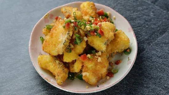 Deep Fried Fish Fillet w/Spicy Salt 椒盐魚片