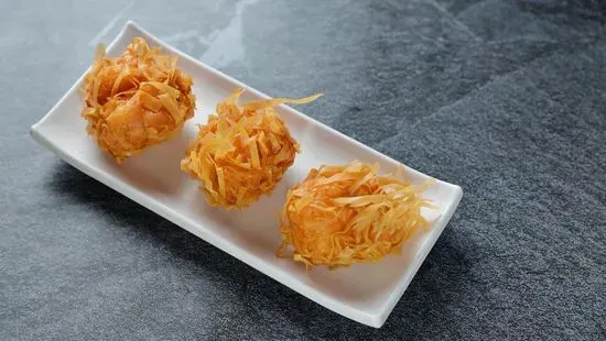 Deep Fried Crispy Shrimp Balls / 龍鬚蝦丸