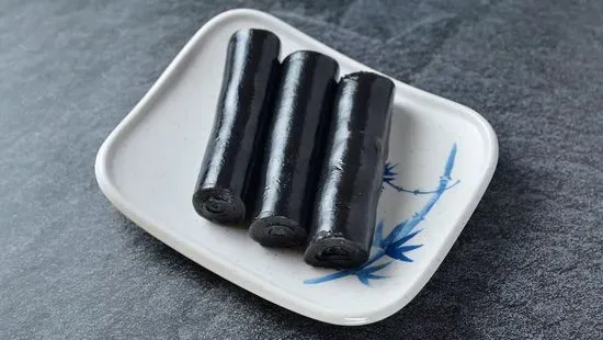 Black Sesame soft roll 芝麻卷