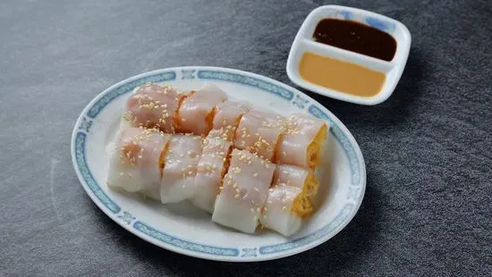 Fried Chinese Donut Wrapped in Rice Noodle 炸兩