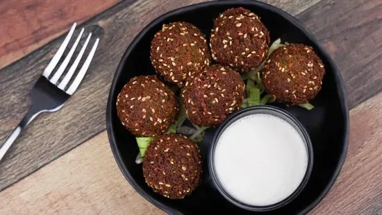 6 Falafel Balls