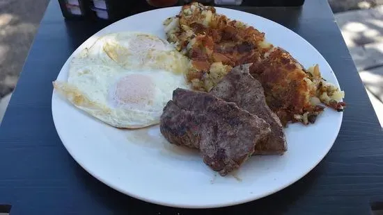Cardiff Crack Tri Tip & eggs