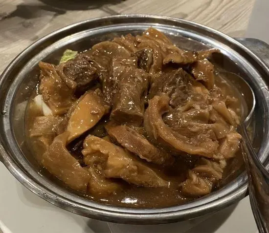 House Braised Beef Brisket 港式柱候牛腩