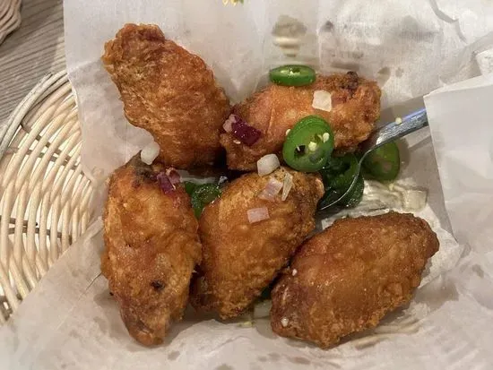 Garlic Fried Chicken Wings 蒜香雞翼(6)