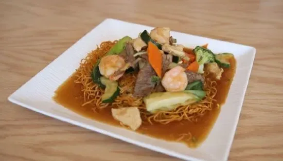 R12.Amazing Wok's Pan Fried Noodle