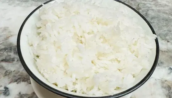 R19.Steamed White Rice