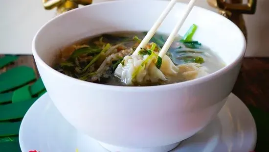 Thai wonton soup