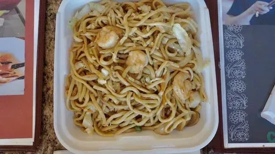 Shrimp chow mein