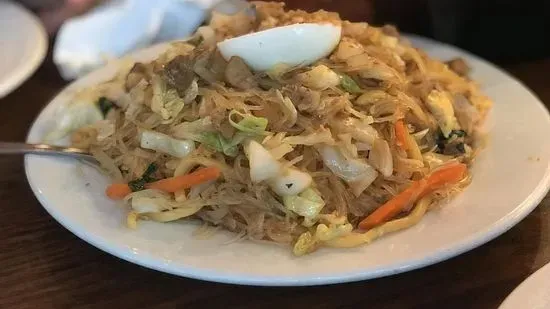 Miki Bihon (Egg & Rice Noodles)