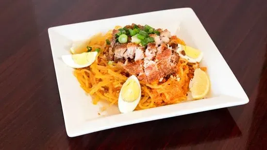 Pancit Palabok (Thick Rice Noodles)