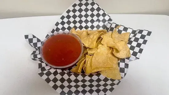 Basket of Chips & Fresh Salsa