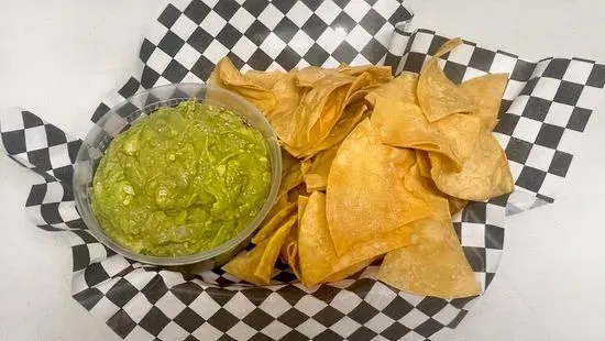 Guacamole & chips 