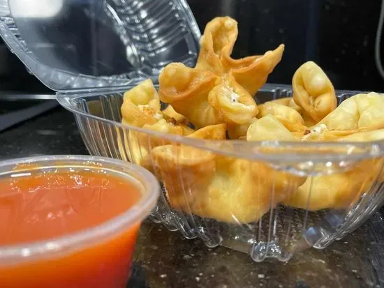 6 Crab Rangoons