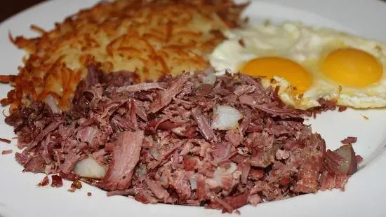 Corn Beef Hash & Eggs (Homemade)