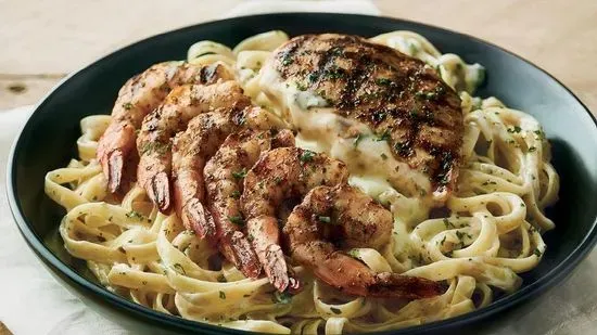 Queensland Chicken & Shrimp Pasta