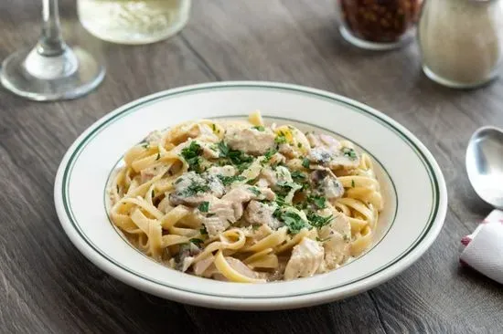 Chicken Fettuccine Alfredo