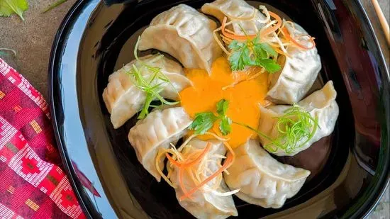 CHICKEN MOMO STEAMED