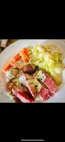 Traditional Corned Beef 'n Cabbage