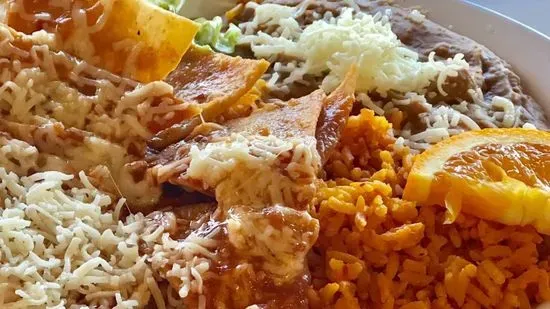 Chilaquiles con Huevo