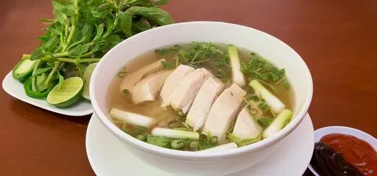 45. Pho Ga Thit Trang